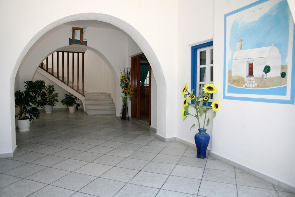 Ilion Hotel Naxos City Екстер'єр фото